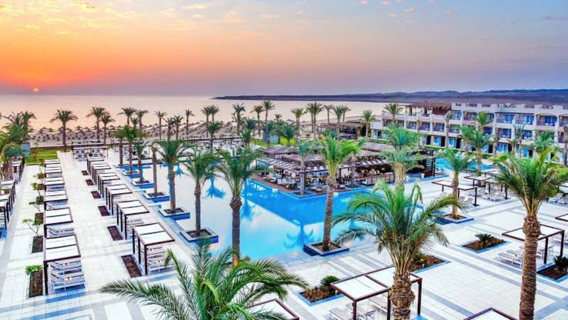 IBEROTEL Costa Mares Hotel