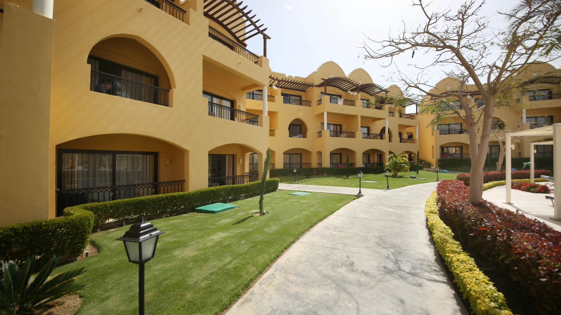 Jaz Solaya Hotel