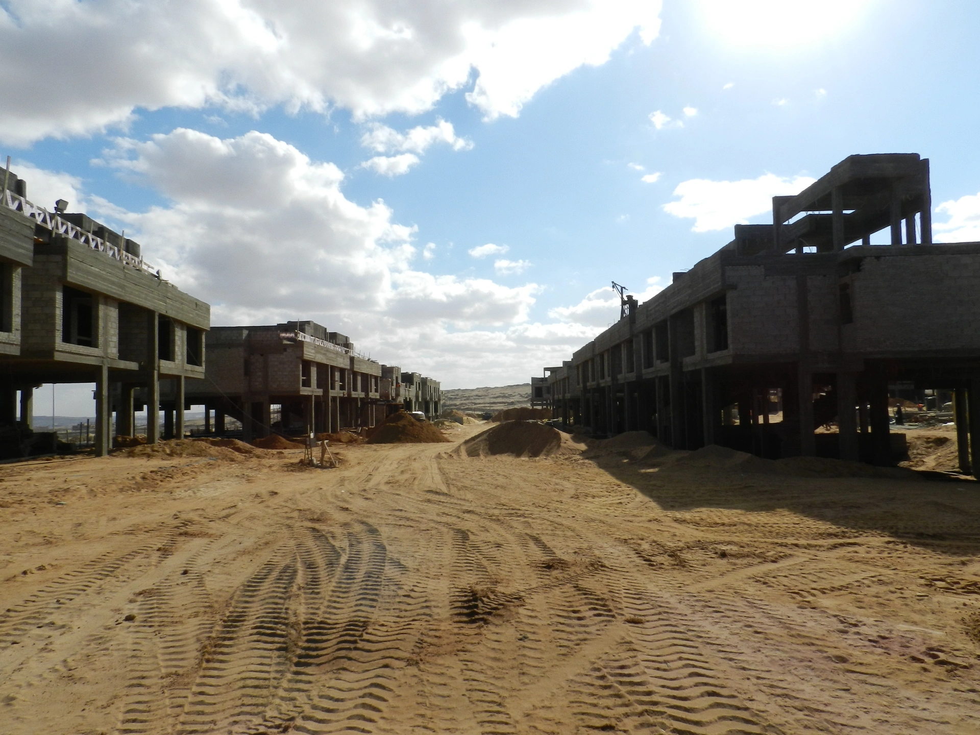 Allegria Compound - Hill 4